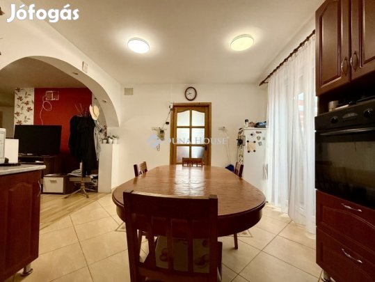 116 nm-es ház eladó Békéscsaba