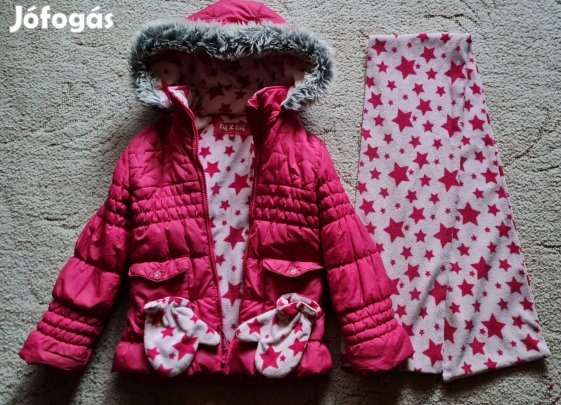 116-os Vögele hosszított fazonú télikabát sállal és kesztyűvel