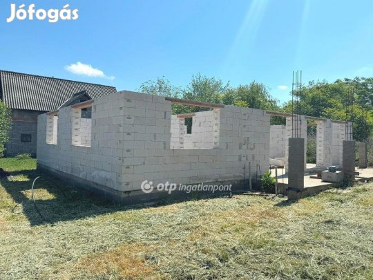 118 nm-es ház eladó Abádszalók