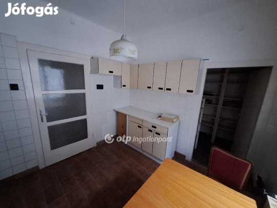 118 nm-es ház eladó Salgótarján