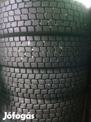 11 R22.5 használt Yokohama húzó teherautógumik 11R22,5 11r22.5