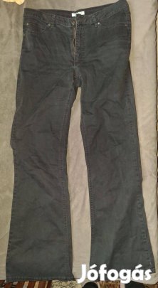 11 darab, márkás, L-es férfi ruha ( nadrág, pulóver, trikó)