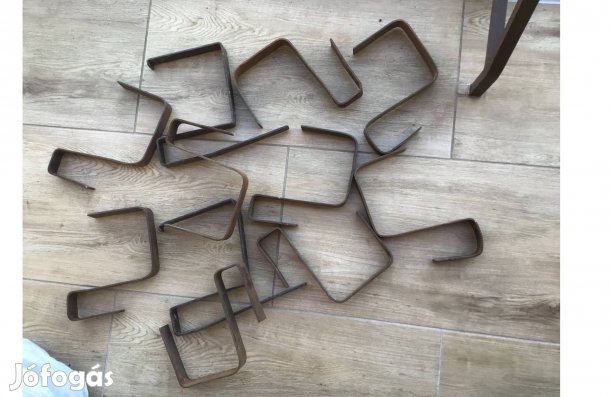 11 db vas virágláda tartó Pesterzsébeten eladó