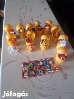 11db-os Kinder karácsonyi sorozat papírjával