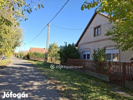 120 nm-es ház eladó Csökmő