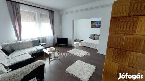 120 nm-es ház eladó Csongrád