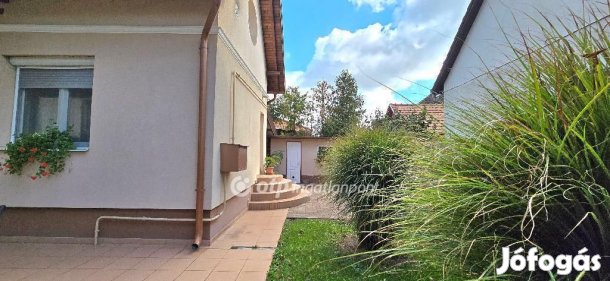 120 nm-es ház eladó Debrecen