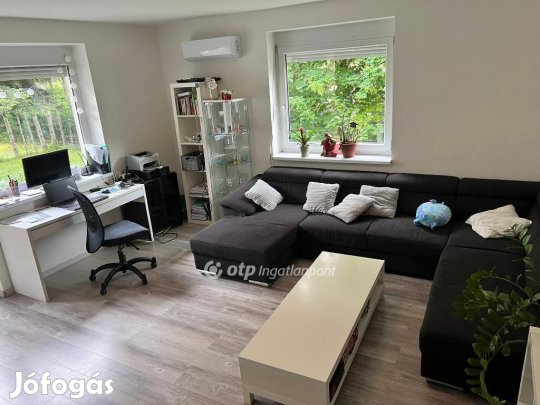 120 nm-es ház eladó Érd