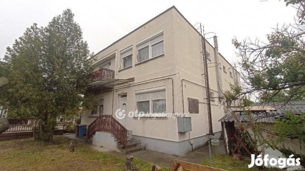 120 nm-es ház eladó Jászfényszaru