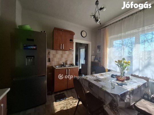 120 nm-es ház eladó Kötegyán