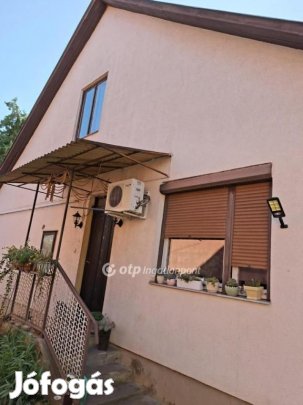 120 nm-es ház eladó Tiszavasvári