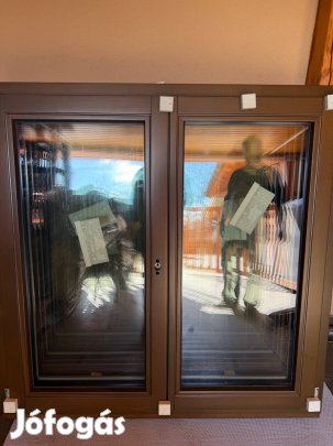 120x120-as Fa ablakok 3db