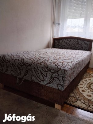 120x200-as újszerű franciaágy