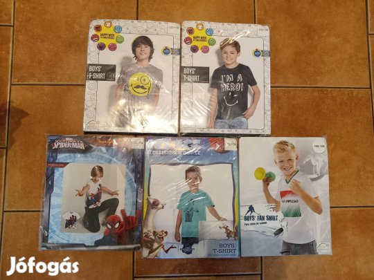 122-128-as Új fiú pólók 5db 