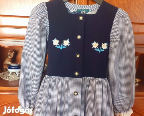 122-128-as kislány ruha