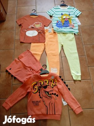 122-es Új fiú tavaszi ruhacsomag 
