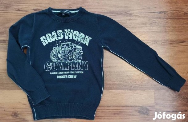 122-es fiú pulóver