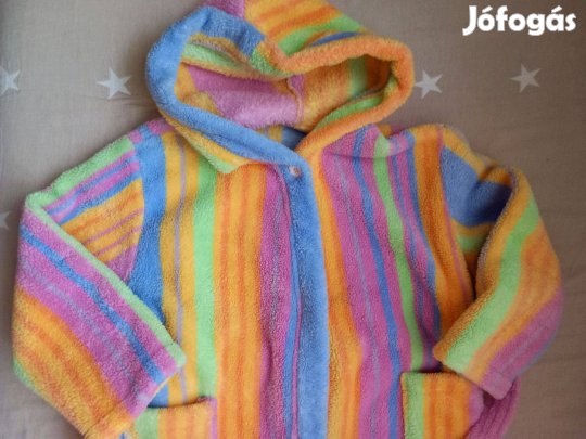 122-es kislány köntös