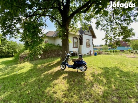 122 nm-es ház eladó Balatonalmádi