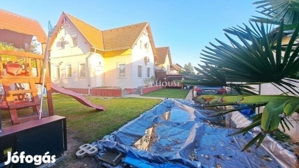 122 nm-es ház eladó Üllő