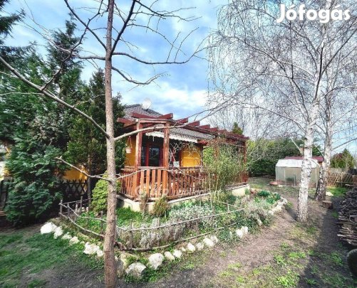 124 nm-es ház eladó Enese