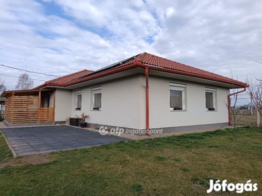 124 nm-es ház eladó Mikepércs