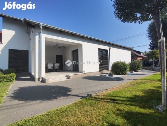 125 nm-es ház eladó Gárdony