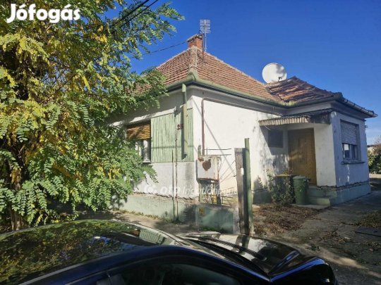 125 nm-es ház eladó Kalocsa