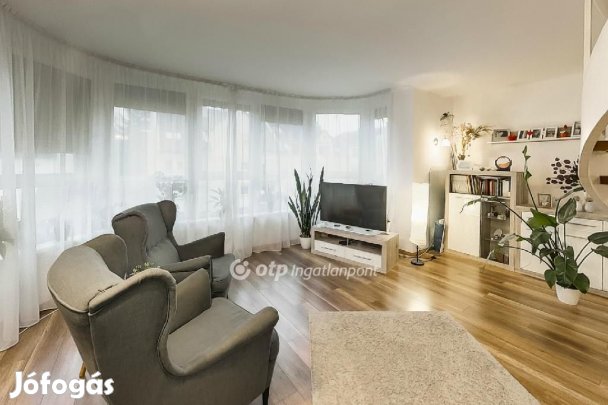 127 nm-es lakás eladó Eger