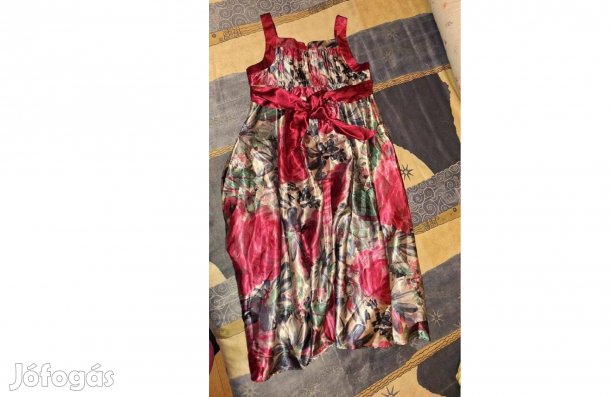 128/134 újszerű Monsoon ruha