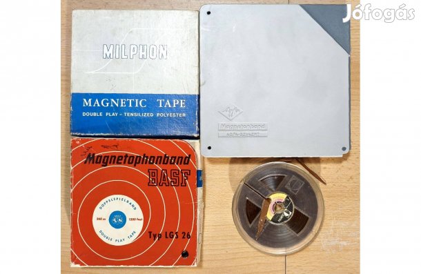 12 darab magnószalag