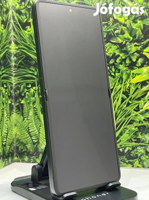 12 hó garanciával! Samsung Galaxy Z Flip7 12/512GB!