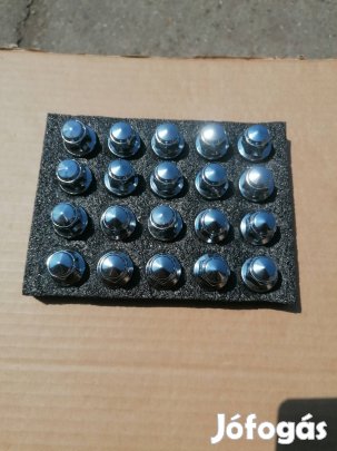12x1,5-ös új Ford alufelni csavar 