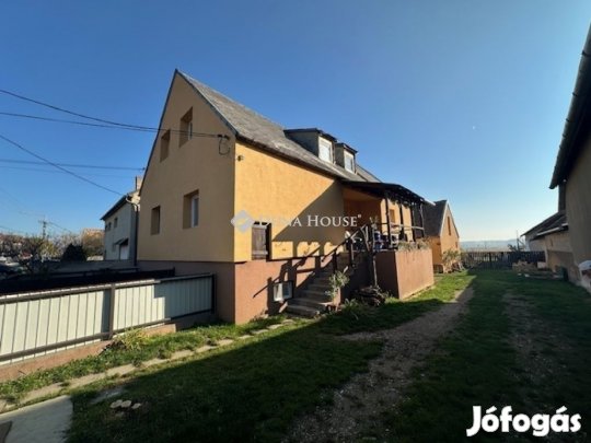 130 nm-es ház eladó Csákvár