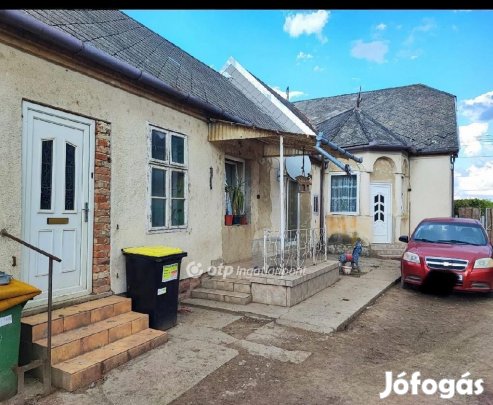 130 nm-es ház eladó Gerde