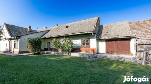 132 nm-es ház eladó Nagycsepely