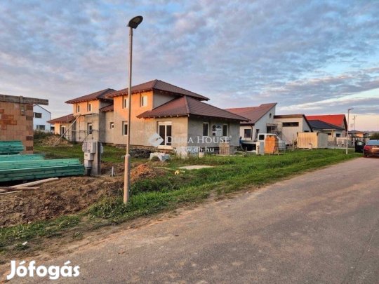133 nm-es ház eladó Kozármisleny