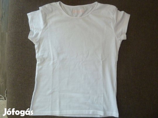 134/140-es kislány fehér pólók