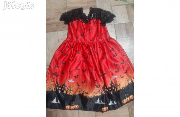 134-140-es kislány jelmez