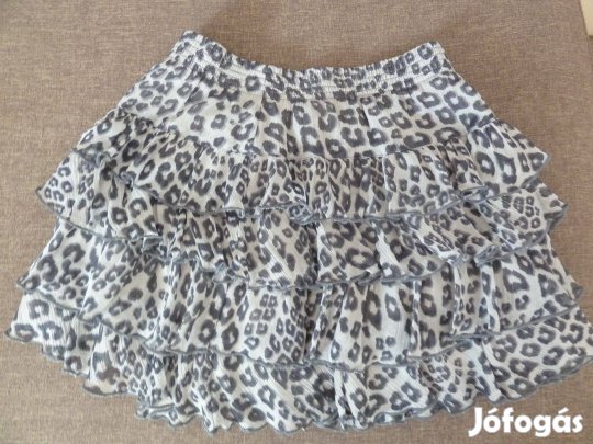 134/140-es kislány szoknya