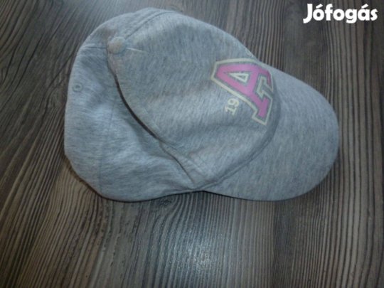 134/152-es kislány nyári sapka