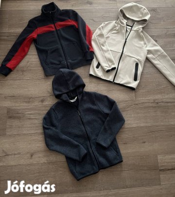 134-es fiú pulcsi pulóver cipzáras 134