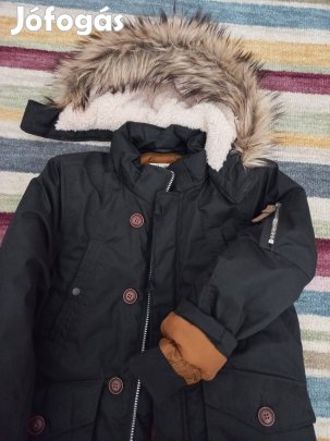 134-es fiú télikabát