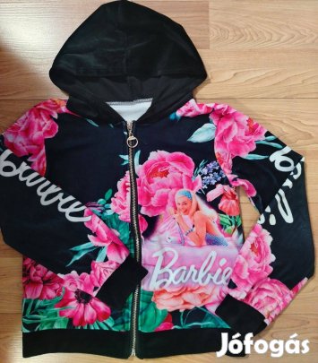 134-es kislány pulcsik