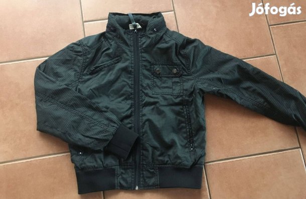 134-es szélálló dszeki!