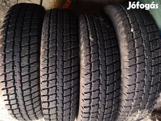135/80 R12 téli gumi 