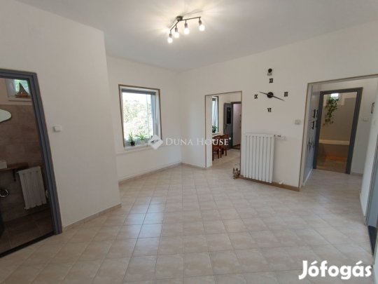 135 nm-es ház eladó Kecskemét