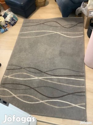 135x200 cm szőnyeg eladó a XI kerületben, szép