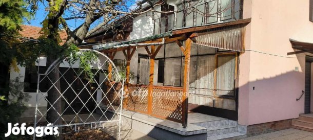 137 nm-es ház eladó Gyula