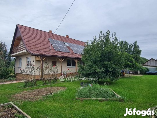 137 nm-es ház eladó Kálmánháza